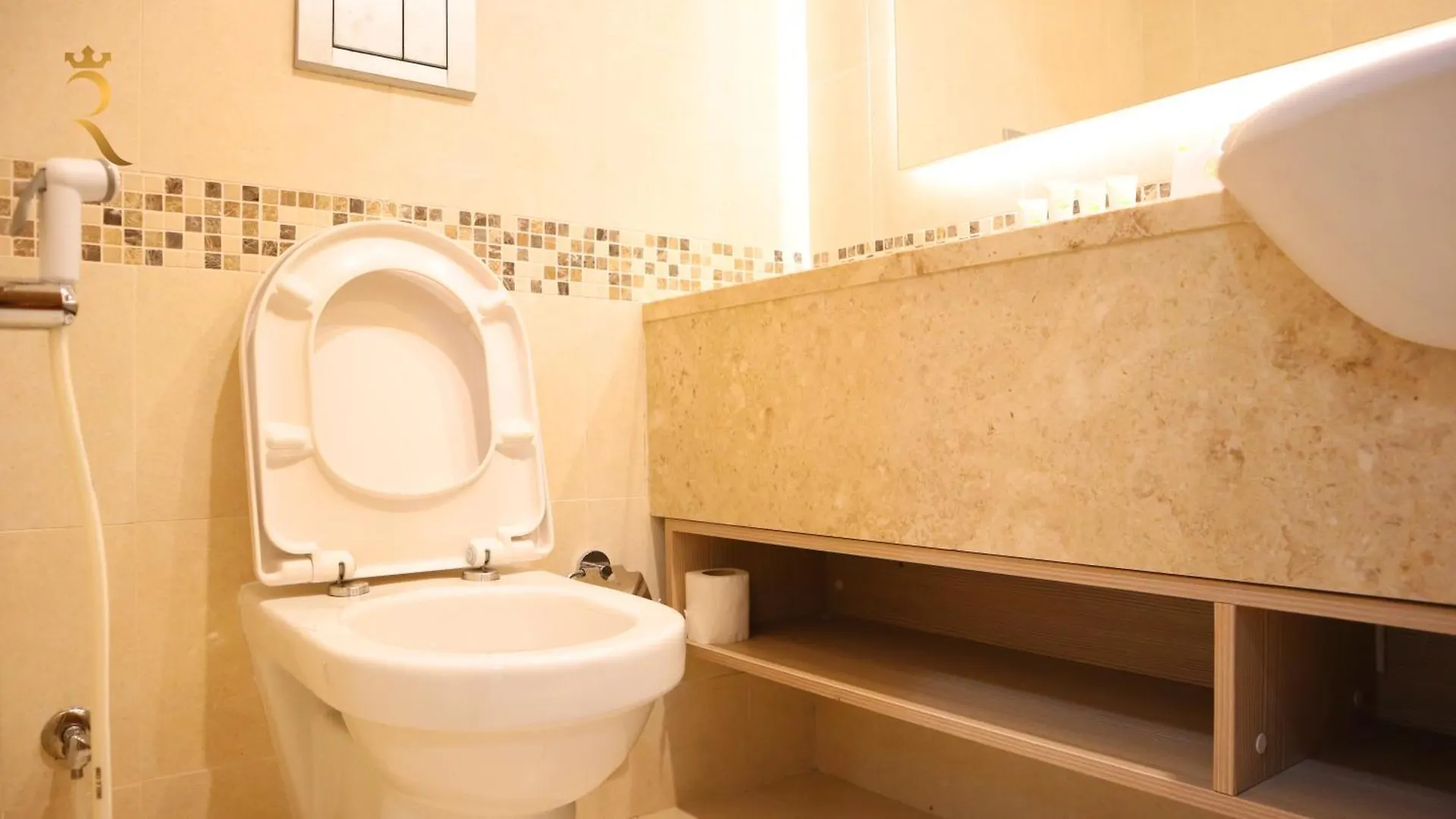 Elegant 2Br Golf View Oasis With Maids Room In Yas Island Abu Dhabi 0*,  United Arab Emirates