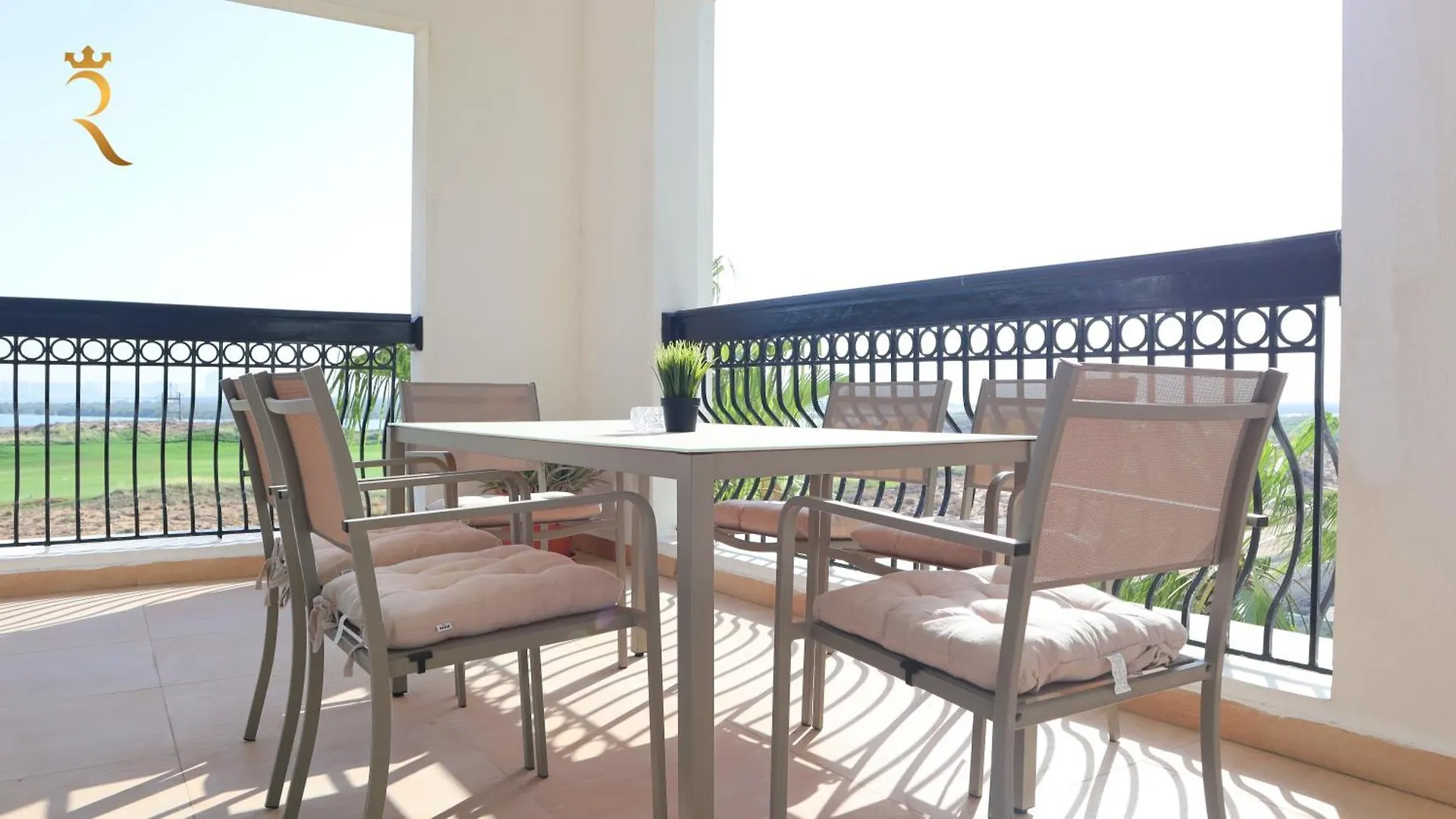 Elegant 2Br Golf View Oasis With Maids Room In Yas Island Abu Dhabi Apartment